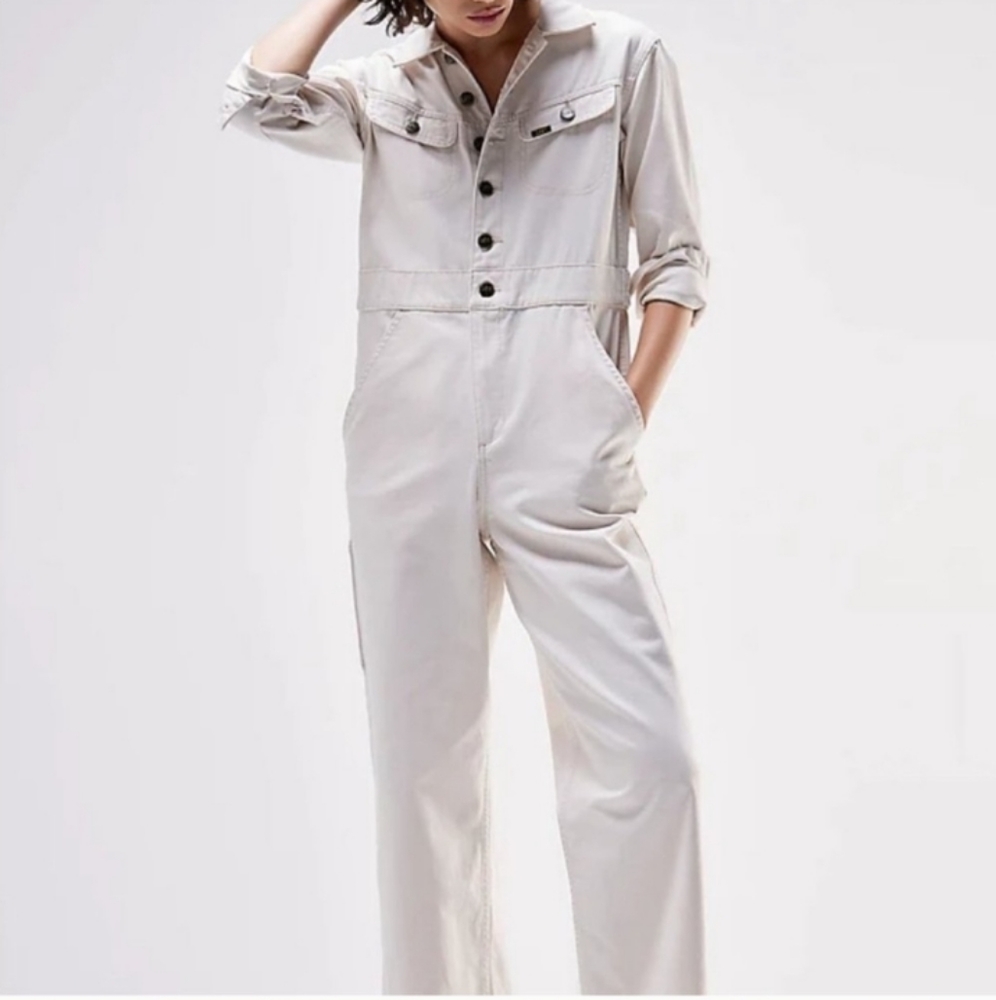 NWT Lee overalls utility jumpsuit one piece bone color white buttoned waist S